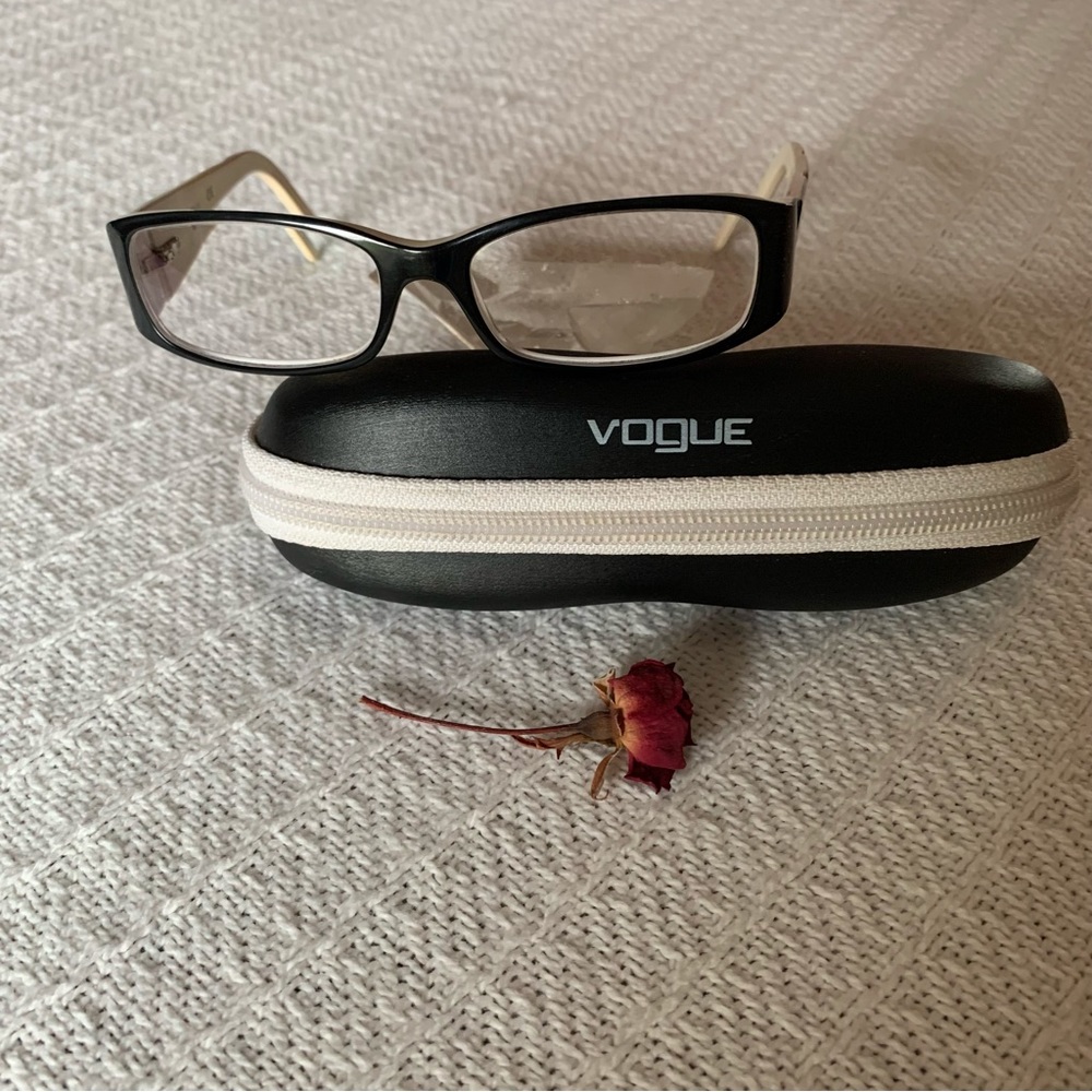 Vogue Prescription Eyeglasses + Eyeglasses Case - Picture 3 of 14